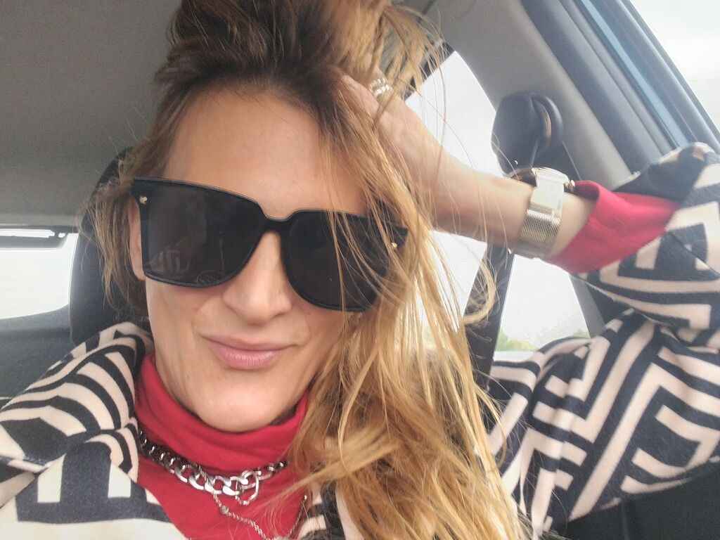 Sandralive's profile - Image n°1