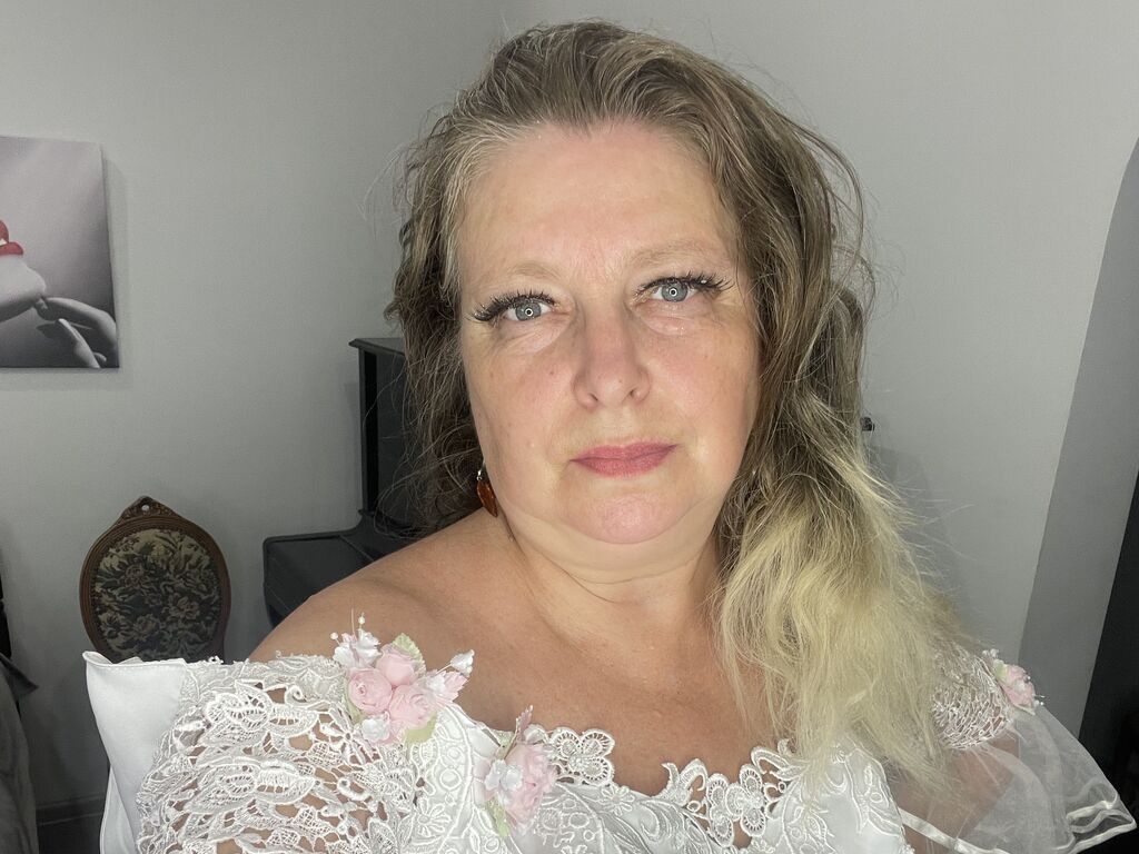 Perfil con Sandrasolarwind - Imagen  n°1