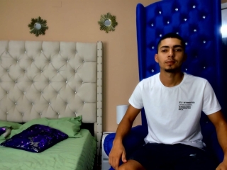 Profil de Santiago_Sexycock