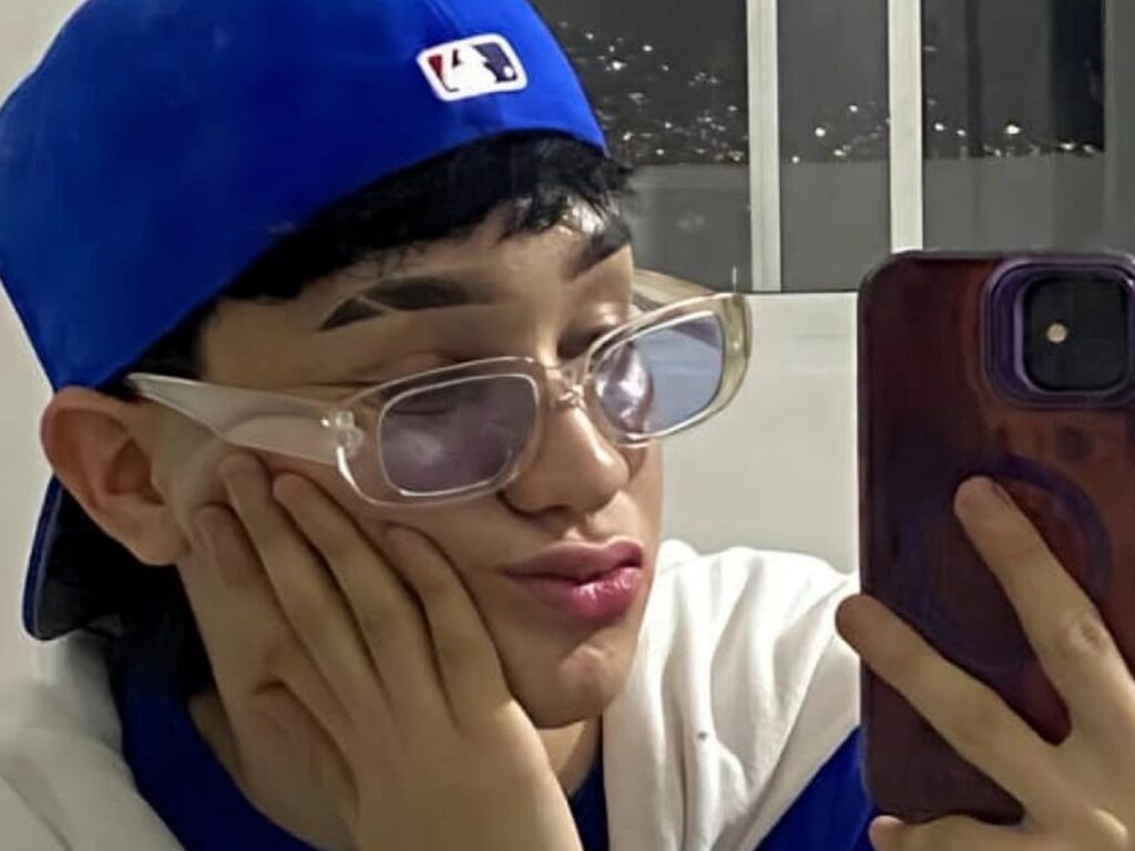 Perfil con Santibrats - Imagen  n°1