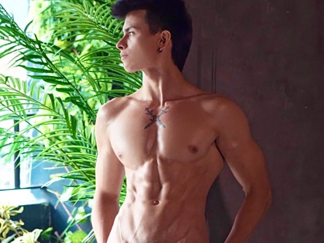 Santinogreco's profile - Image n°0