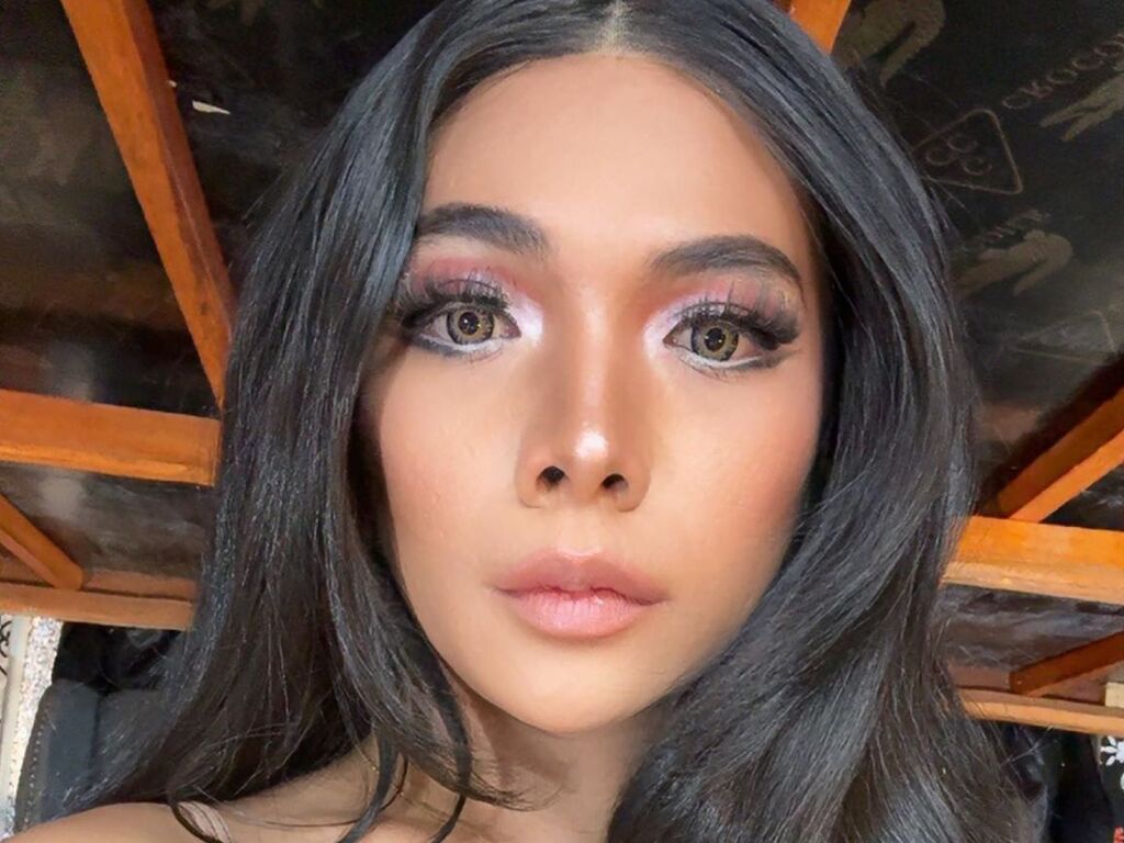Sanyasmith's profile - Image n°1