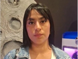 Webcam sex met Saraarey