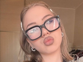 Webcam sex with Sarabaier