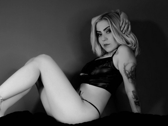 Saracrushx's profile - Image n°3