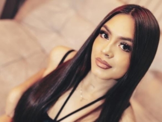 Webcam sex with Sarah_Villa