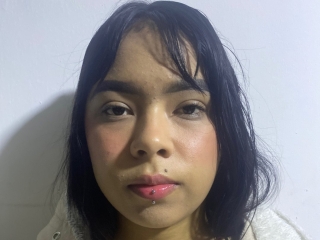 Sexo por webcam con Sarahagem