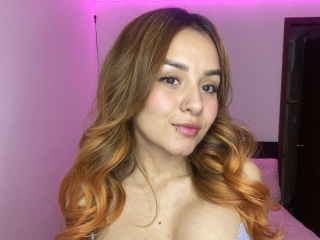 Live Sex Sarahdarko