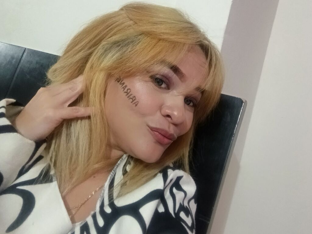 Sarahjung' profilo - Immagine n°1