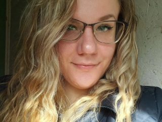 Sexo por webcam con Sarahtineke