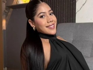Webcam sex with Sarahyessica