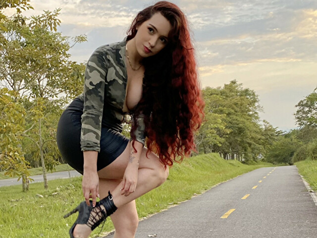 SaraLanee's profile - Image n°63