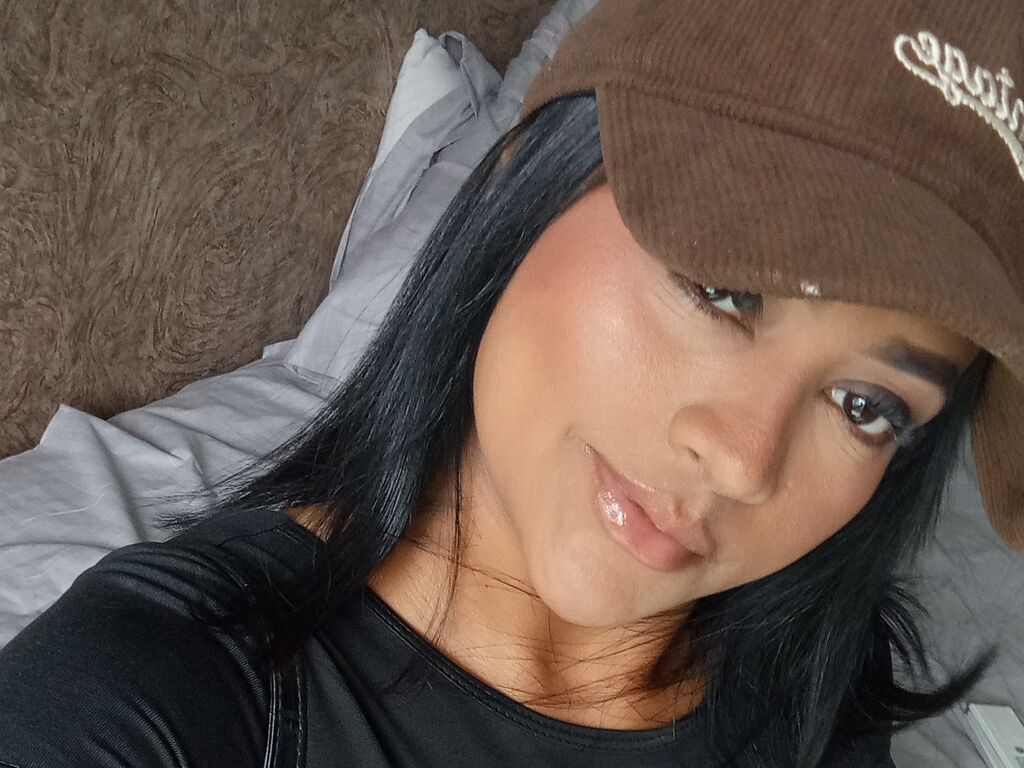 Perfil con Saraluvana - Imagen  n°1