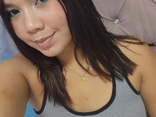 Live Sex Sarasweetgiirl69