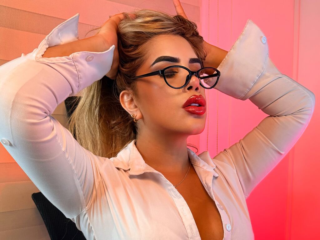 Perfil con SarayYork - Imagen  n°2