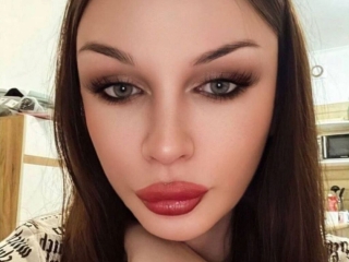 Sashadelee
