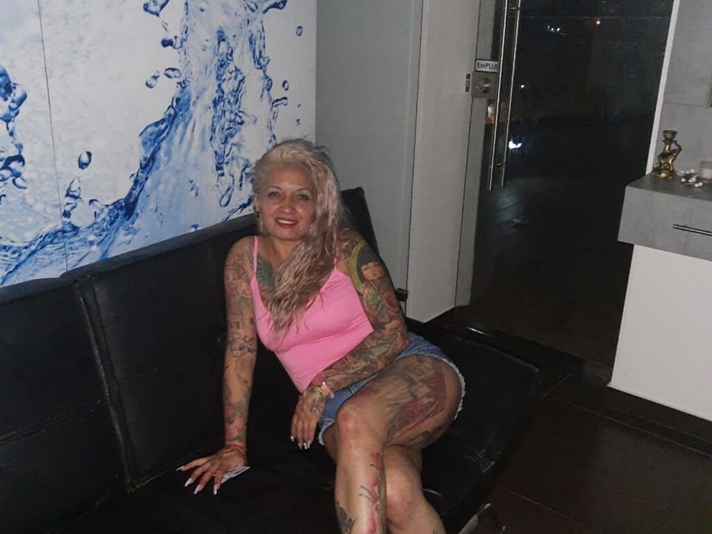 SashaDerek's Profil - Bild n°8