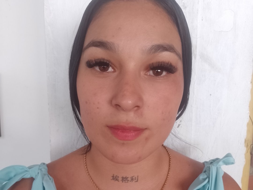 Sashahootgirl's profile - Image n°0