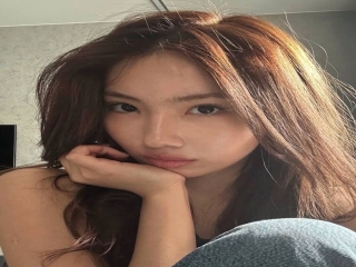 Sexo por webcam con Savonhi