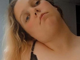 Webcam sex with Scarletcum69