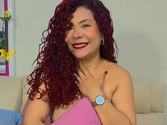 Profil de Scarletcurly - Photo n°0
