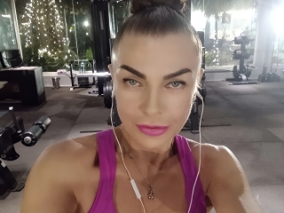 Webcam sex con ScarletGracy