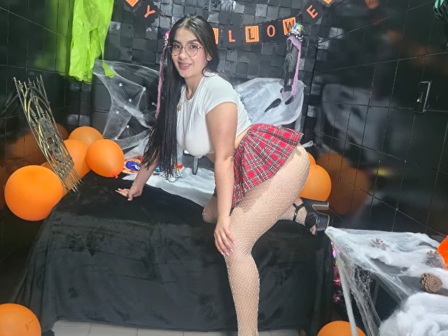 Perfil con Scarletreyes - Imagen  n°0