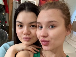 Sexo por webcam con Scarlettandbenit