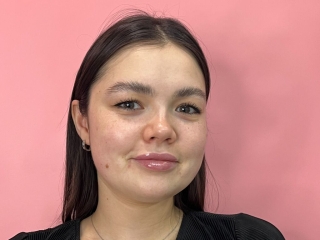 Sexo por webcam con Scarlettyett