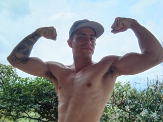 Webcam sex con Schnneider18