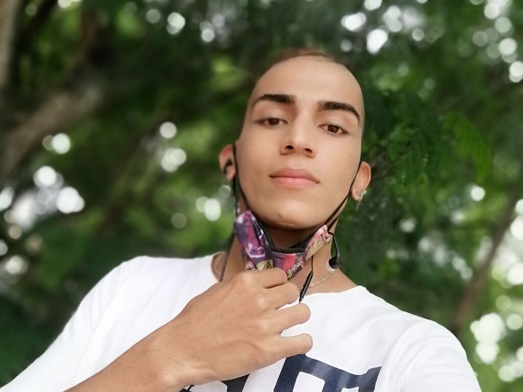 Sebastianposada's profiel - Afbeelding n°1