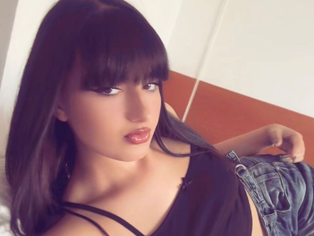 Secretbella's profile - Image n°1