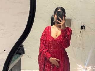 Sexo por webcam con Seemasharma_Xo