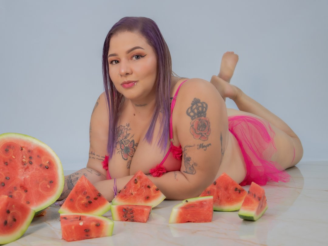 Selenacastillo's profile - Image n°1