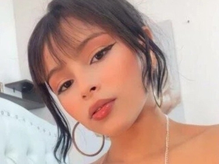 Sexo por webcam con Selenagmz