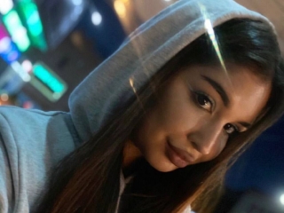 Live Sex Selenday
