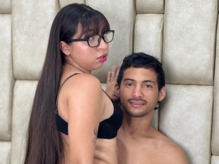 Webcam sex with Seleneanddorian