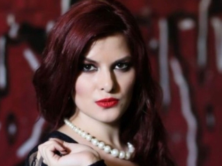 Sexcam Live Show von Selenemedici