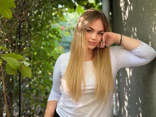 Live Sex Selinebakker