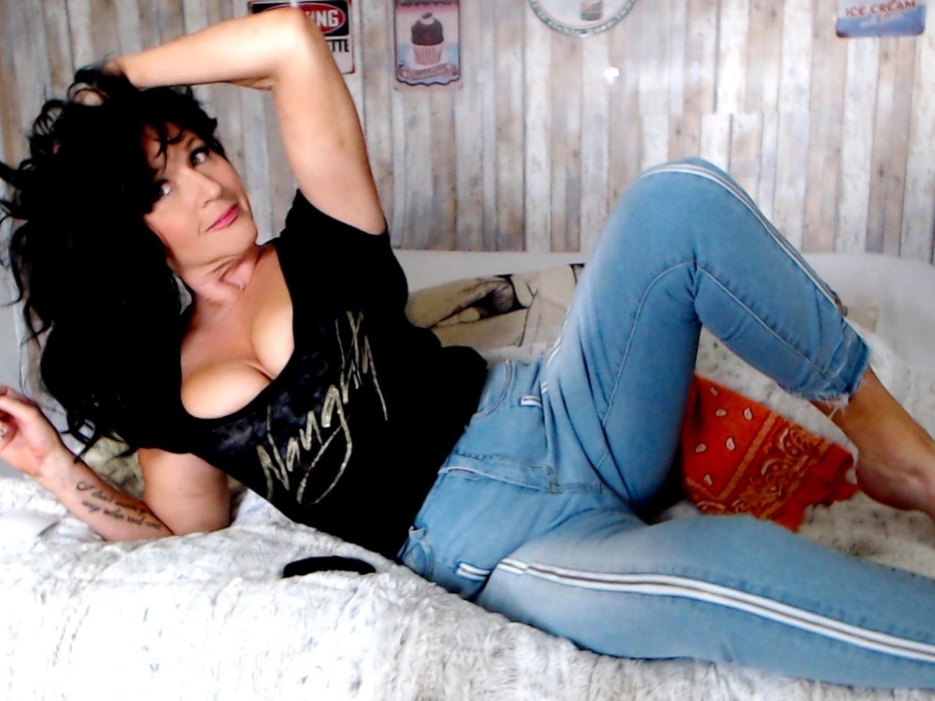 SensualSuzette's profile - Image n°3