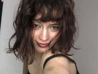 Webcam sex con Seraphinaelora