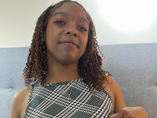 Sexo por webcam con Serenababe18x