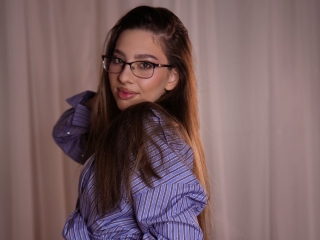 Sexo por webcam con Sereyarose