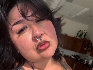 Sexcam Live Show von Servingsadie