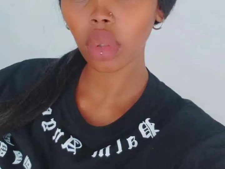 Sexxyboobsx' profilo - Immagine n°0
