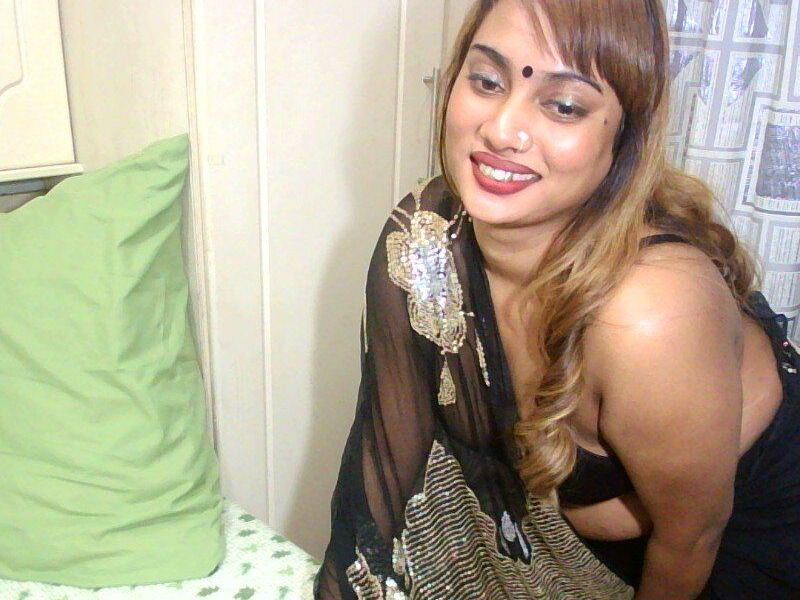 Sexyindianchick's profile - Image n°2