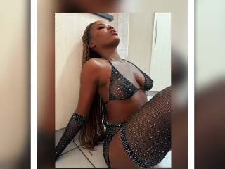 Webcam sex with Sexyvikkiblack2000