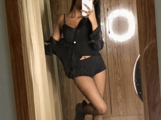 Webcam sex with Shanayakapoor