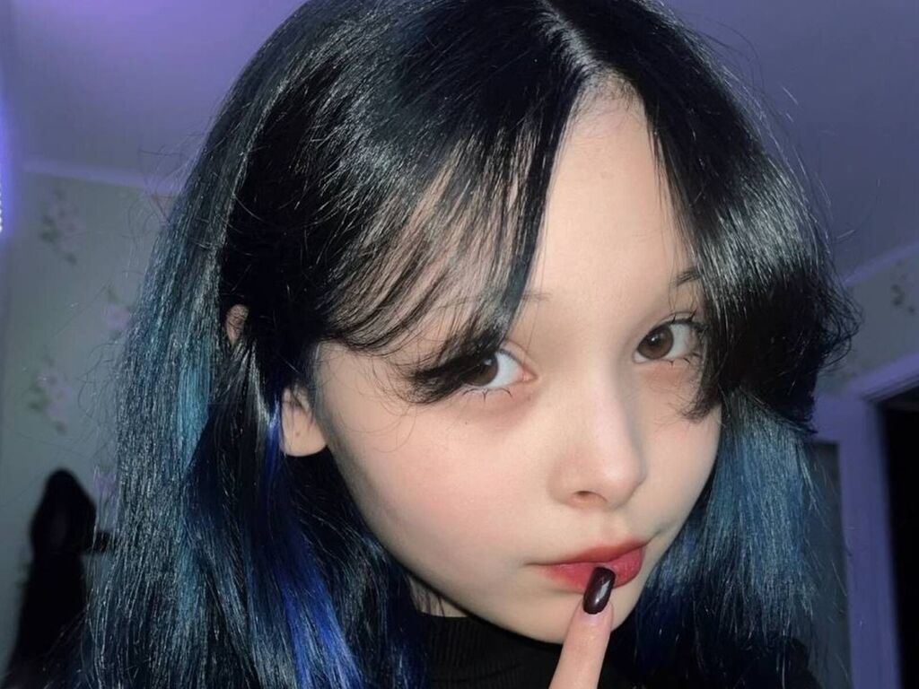 Shantitrimboli's profile - Image n°0