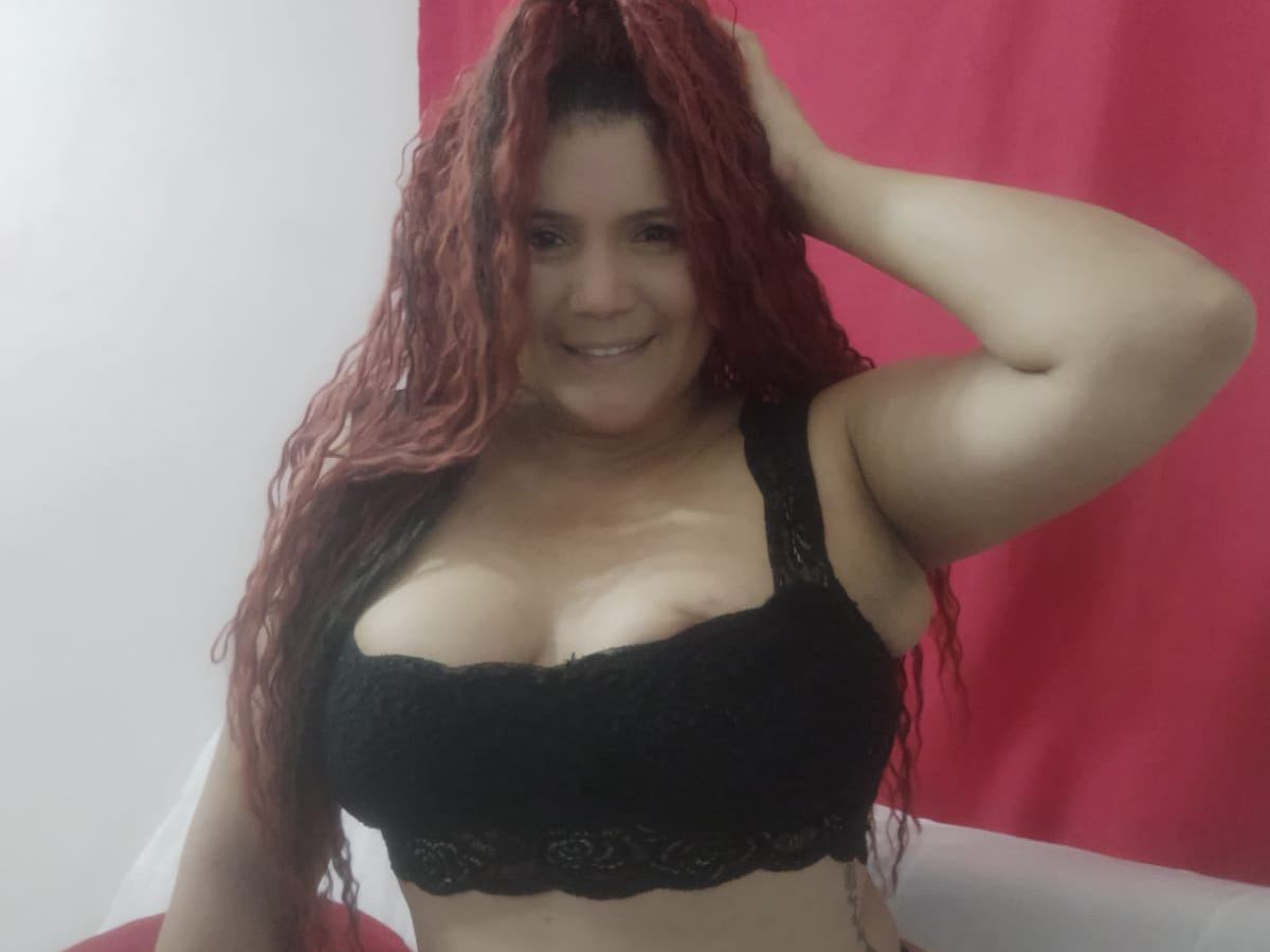 Sharloth_Milf30's profile - Image n°1